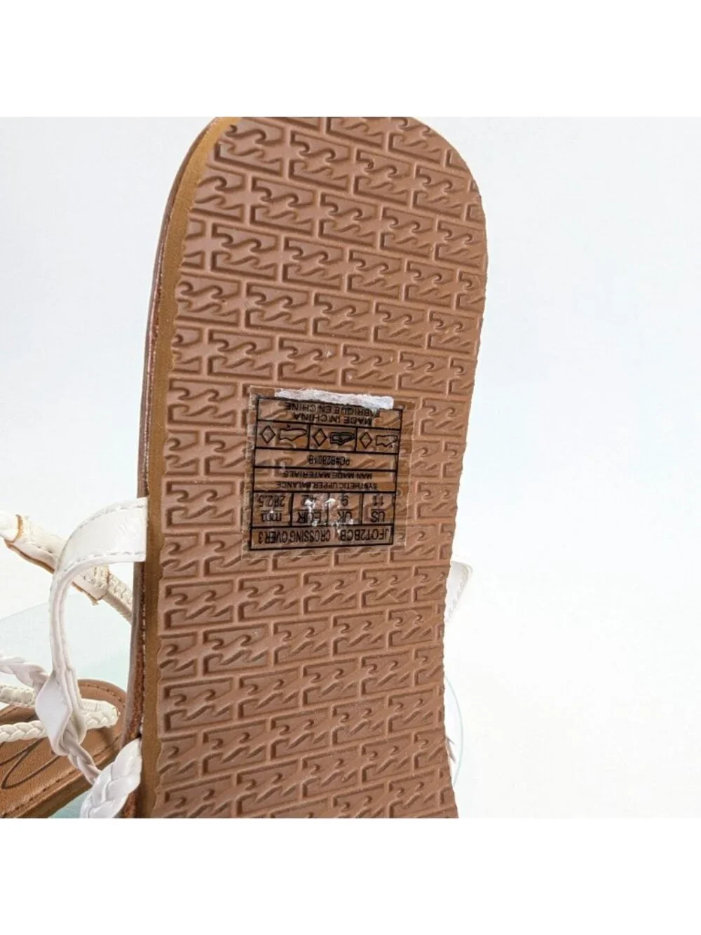 Billabong Women's Size 11 Sandals Braided White Strappy Synthetic Material NWOB
